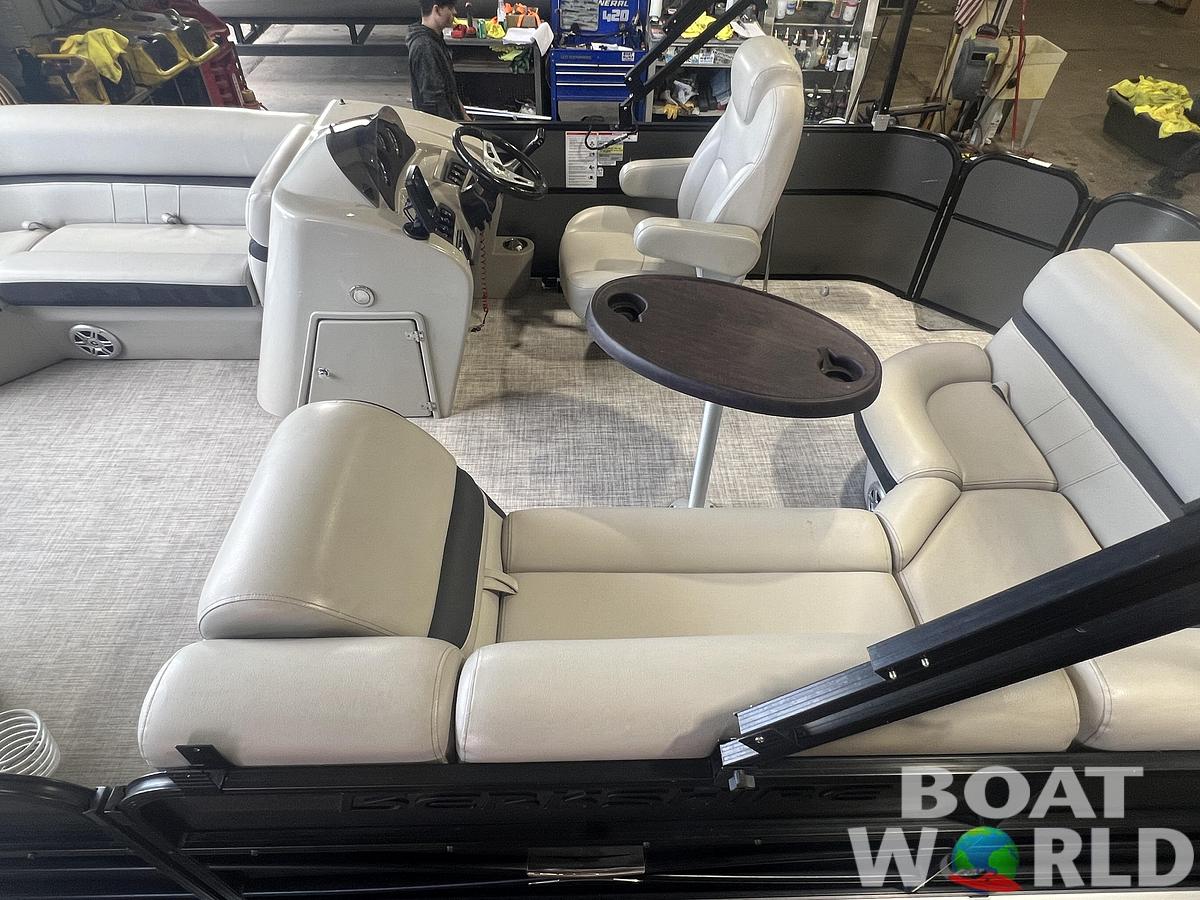 Used 2018 Berkshire CTS 20 Cruise & 60HP Yamaha 4Stroke -$24,995