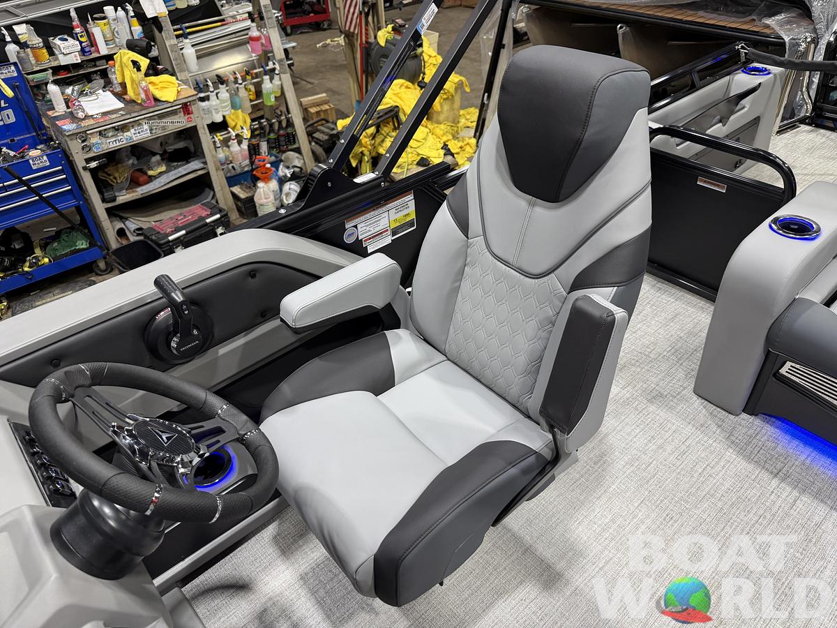 2026 Tahoe LTZ 300HP VRB 2385 Swingback Tritoon $68,995