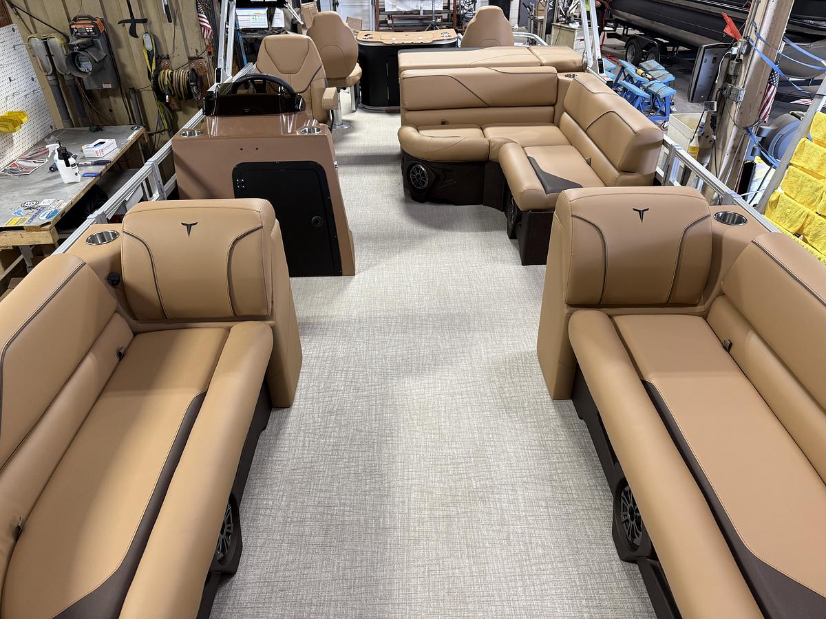 2026 Tahoe Pontoons Sport 2385 Rear Fish & Honda 4-Stroke EFI