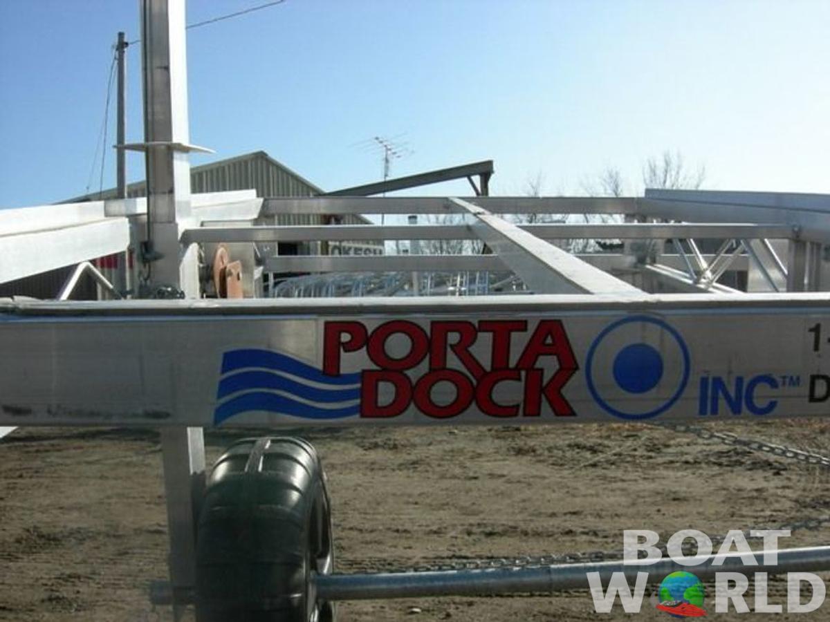 Aluminum Dock "Roll In" L8 Platform Dock w/ Aluminum Decking