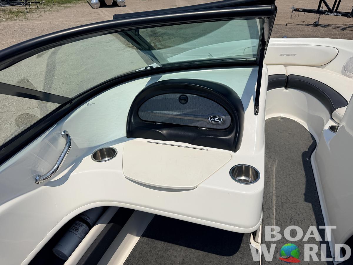 Used 2012 Sea Ray 205 Sport & 220HP 4.3L Mercruiser MPI with Tandem Axle Trailer -$15,995