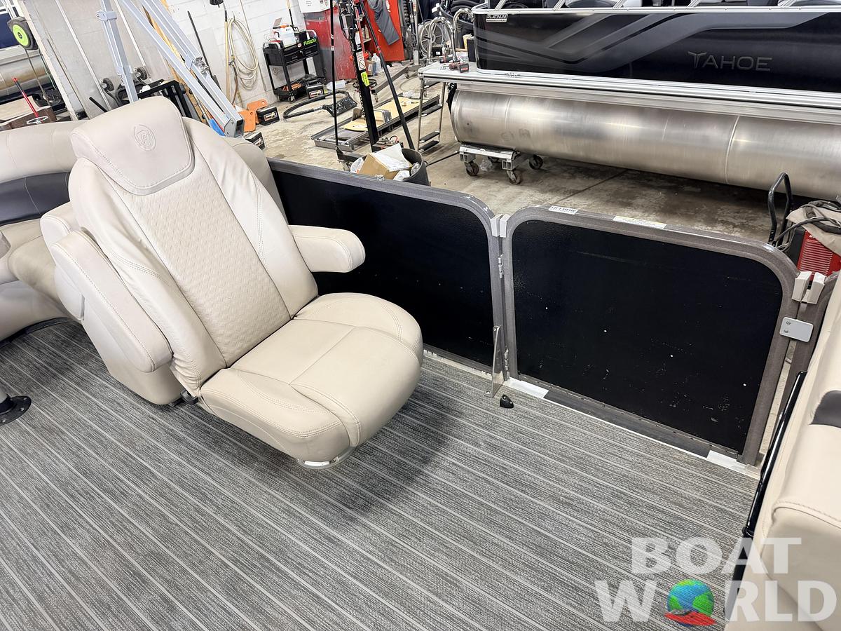 Used 2020 Premier 220 SunSation & 100HP Honda 4Stroke - $29,995