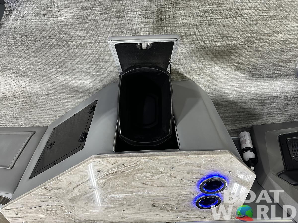 2025 Tahoe Pontoons Cascade 2385 Cruise Rear Bench (CRB) & Honda 4-Stroke EFI