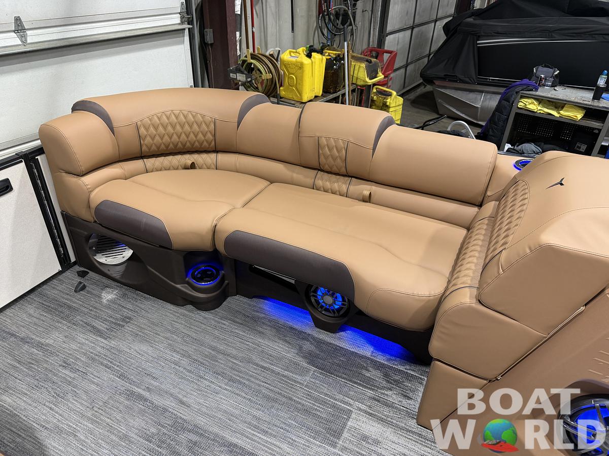 2026 Tahoe Cascade 2385 Quad Lounge Shift SS Tritoon $73995