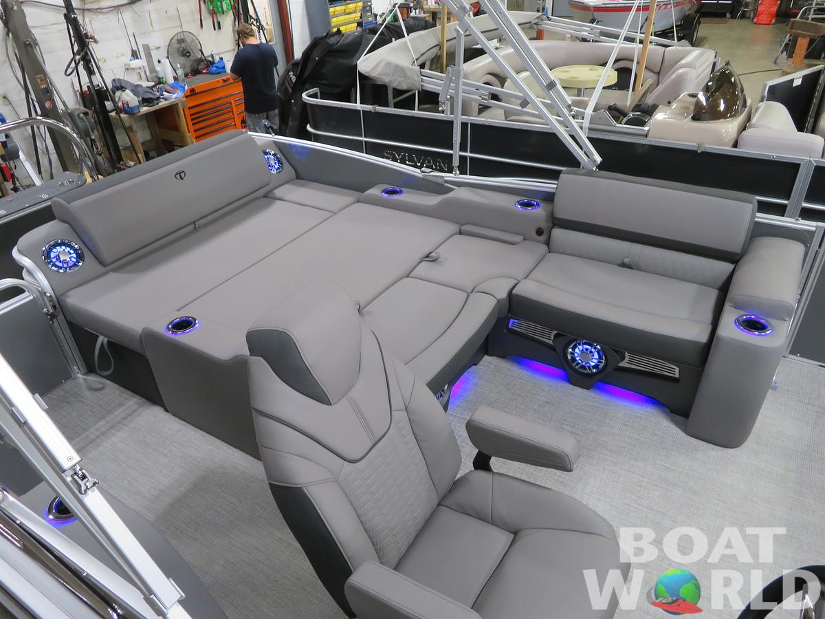 2024 Tahoe Pontoons Cascade 2385 VRL Swingback & Honda 140HP 4-Stroke EFI
