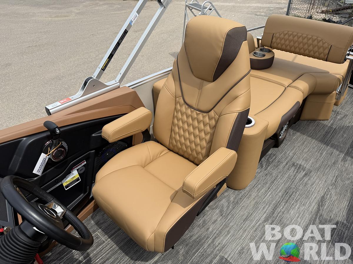 2025 Tahoe Pontoons Cascade 2385 Quad Lounge Shift Tritoon & Honda 4-Stroke EFI