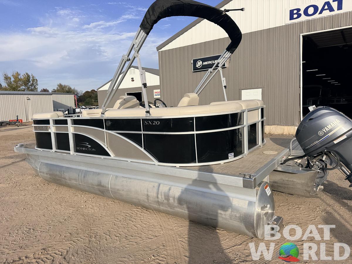 Used 2018 Bennington 20 SSRX & 50HP Yamaha 4 Stroke -$24,995