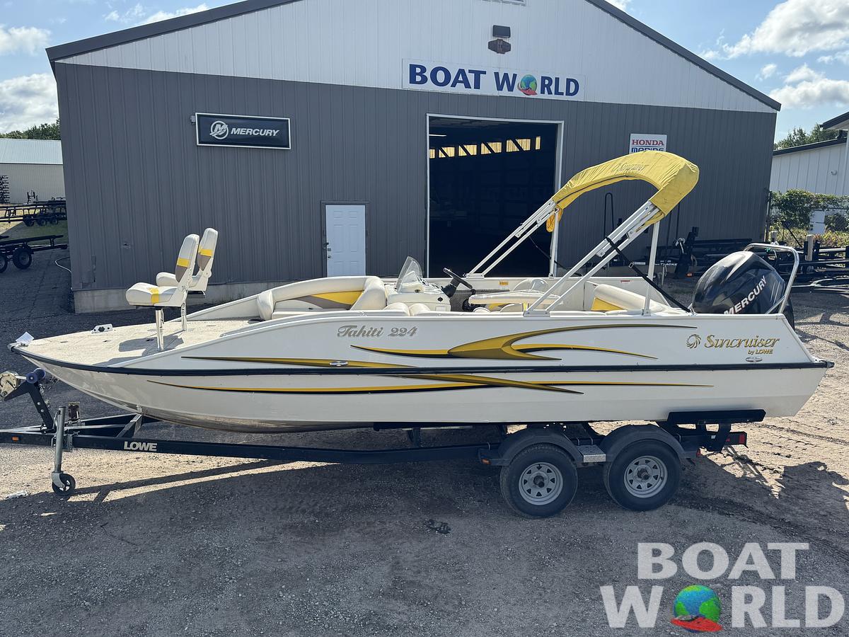 Used 2007 Lowe Suncruiser Tahiti 224 Deck Boat