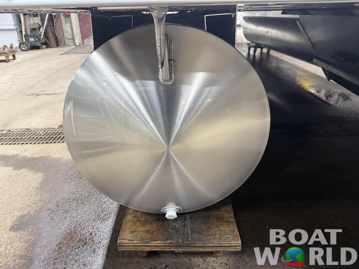 2026 Tahoe LTZ 2385 Quad Lounge & 4-Stroke $38995