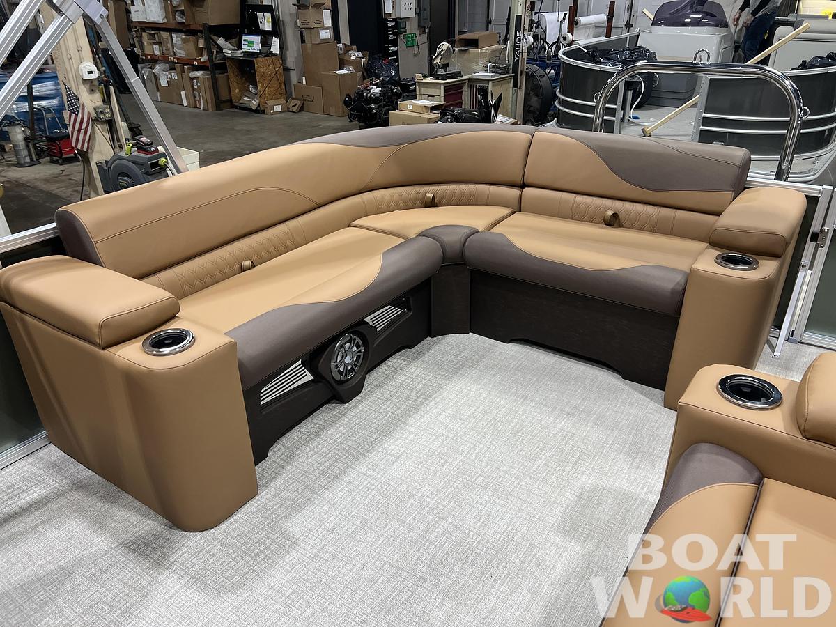 2026 Tahoe Pontoons LTZ 2385 Elite Cruise Tritoon 