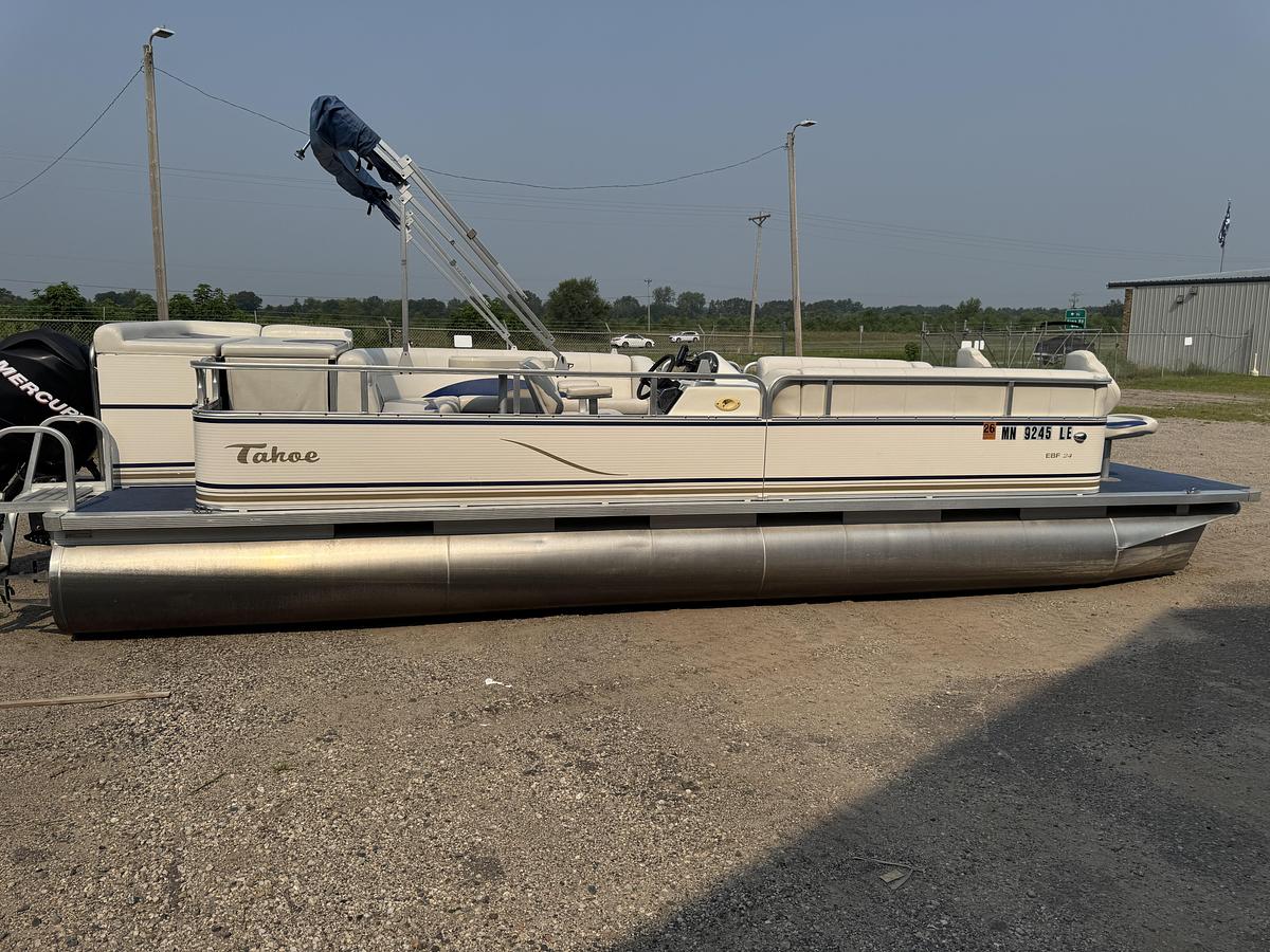 Used 2008 Tahoe Pontoons 24 Bow Fish Pontoon