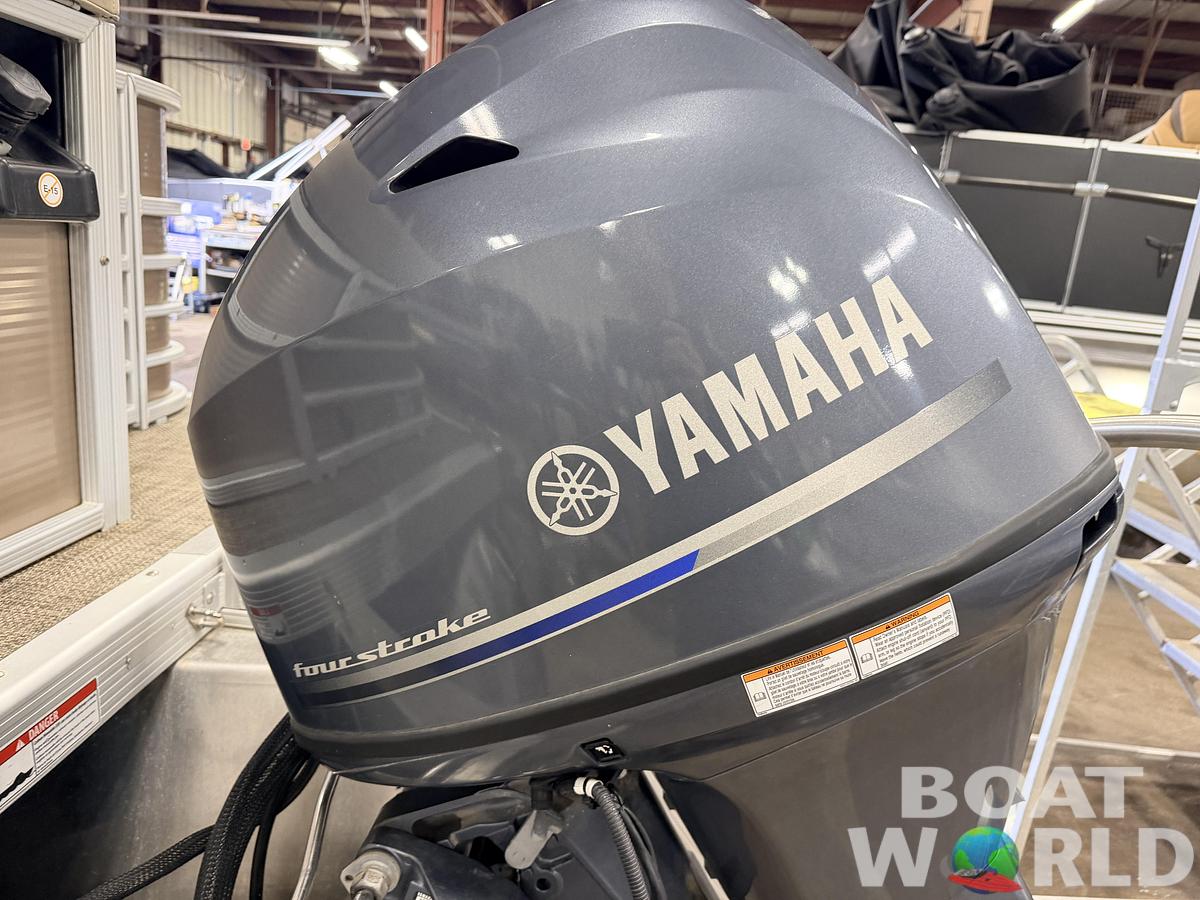 Used 2014 Bennington 2375RL & 70HP Yamaha 4Stroke - $21,995