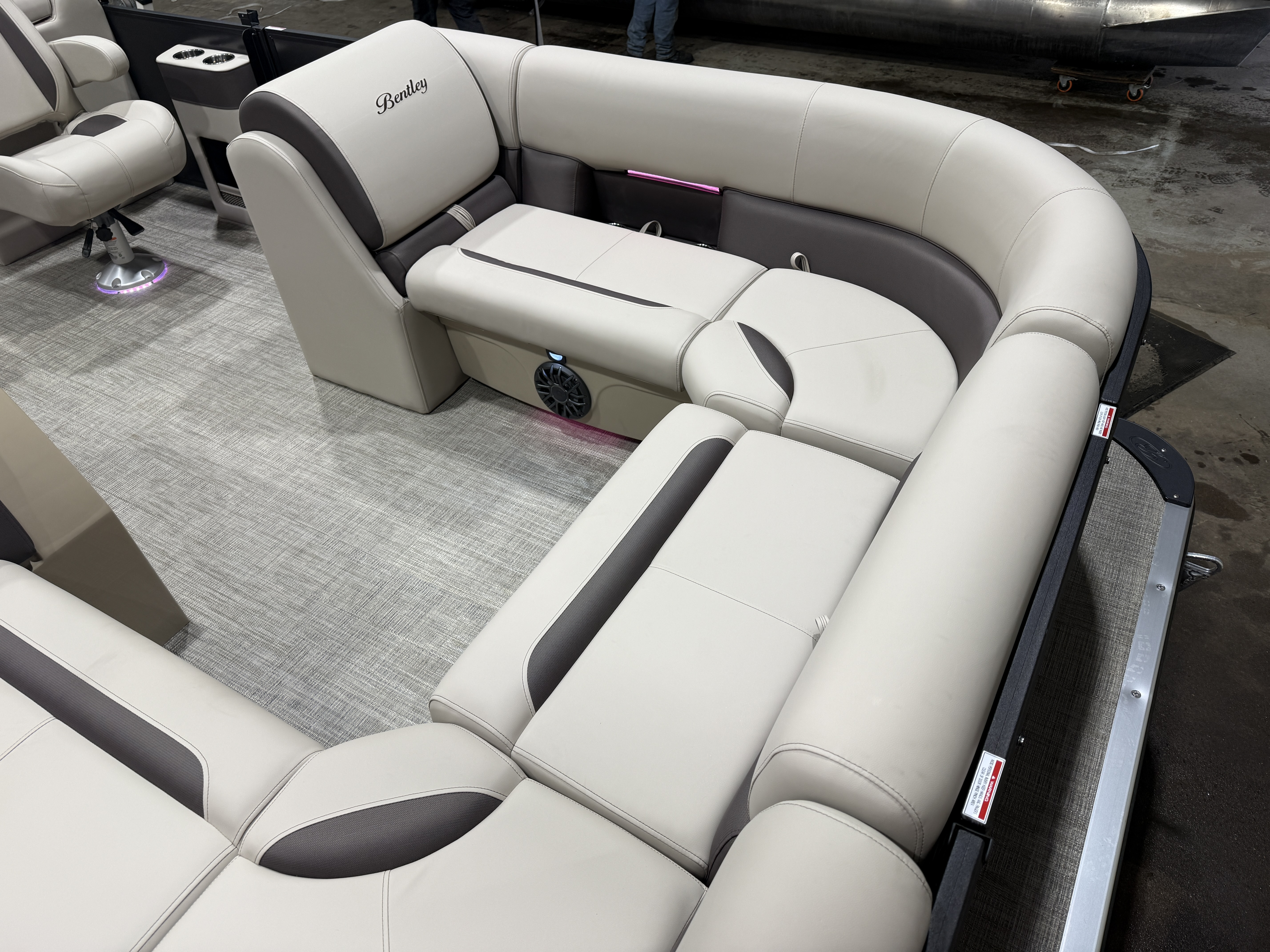 2027 Bentley Legacy 220 Navigator Quad Lounge Pontoon $42995