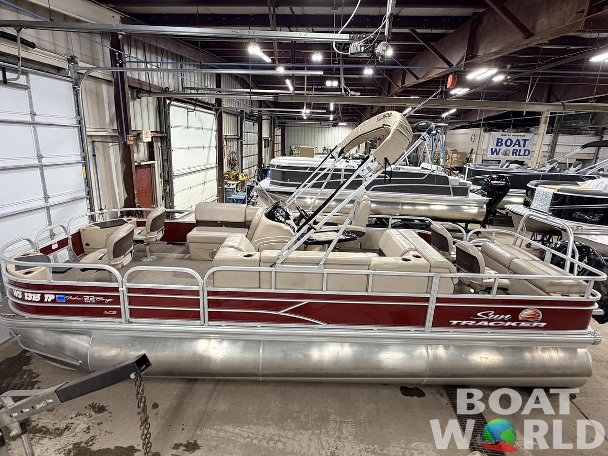 Used 2019 Sun Tracker  Fishin Barge 22 DLX XP3 Tritoon & 150HP Mercury 4Stroke - $39,995