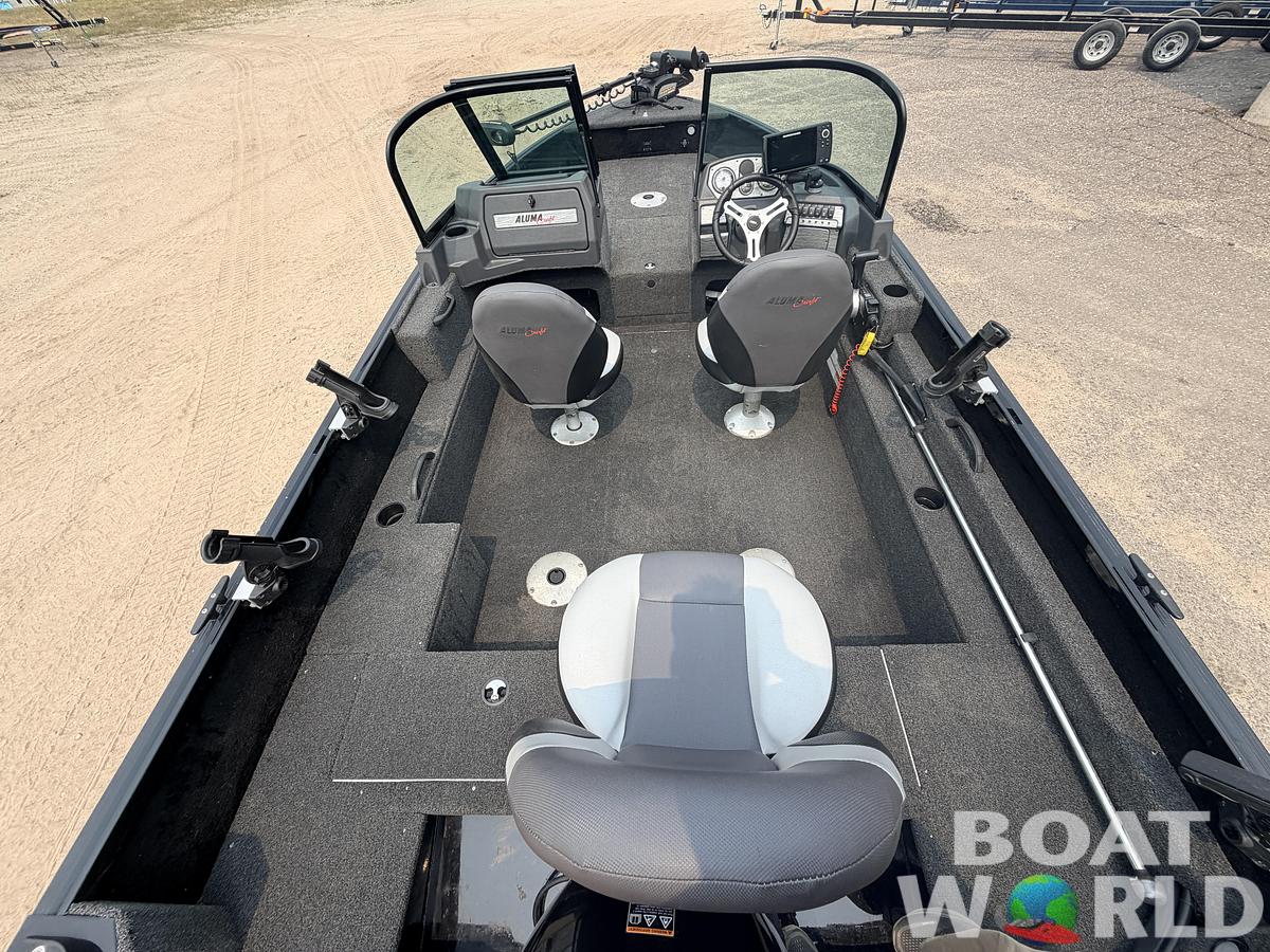 Used 2017 Alumacraft Competitor 165 Sport & 90HP Suzuki 4Stroke -$24,995