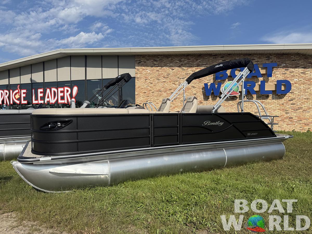 2026 Bentley Pontoons Legacy 220 Swingback & Honda 4-Stroke EFI