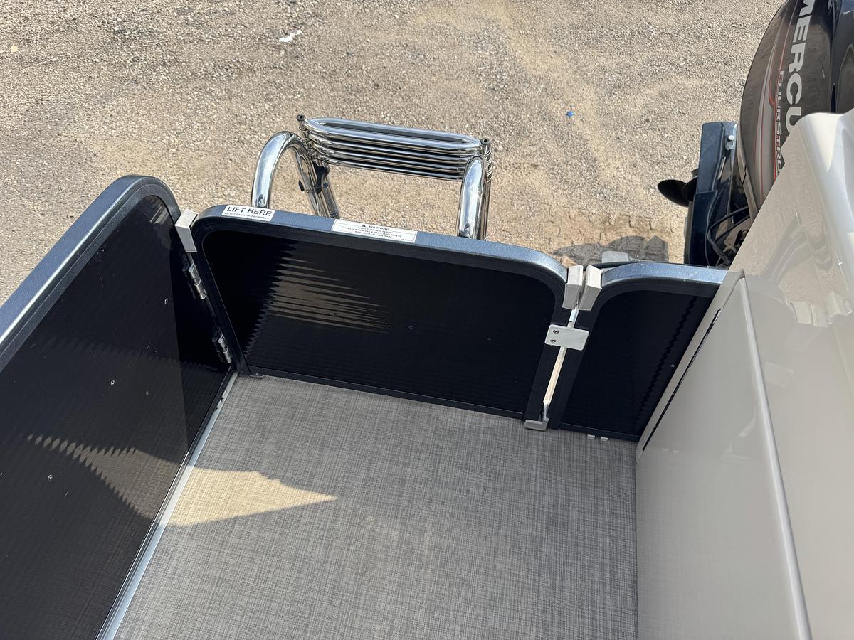 Used 2017 Palm Beach Cast Master 200 Pontoon WITH Sea Legs