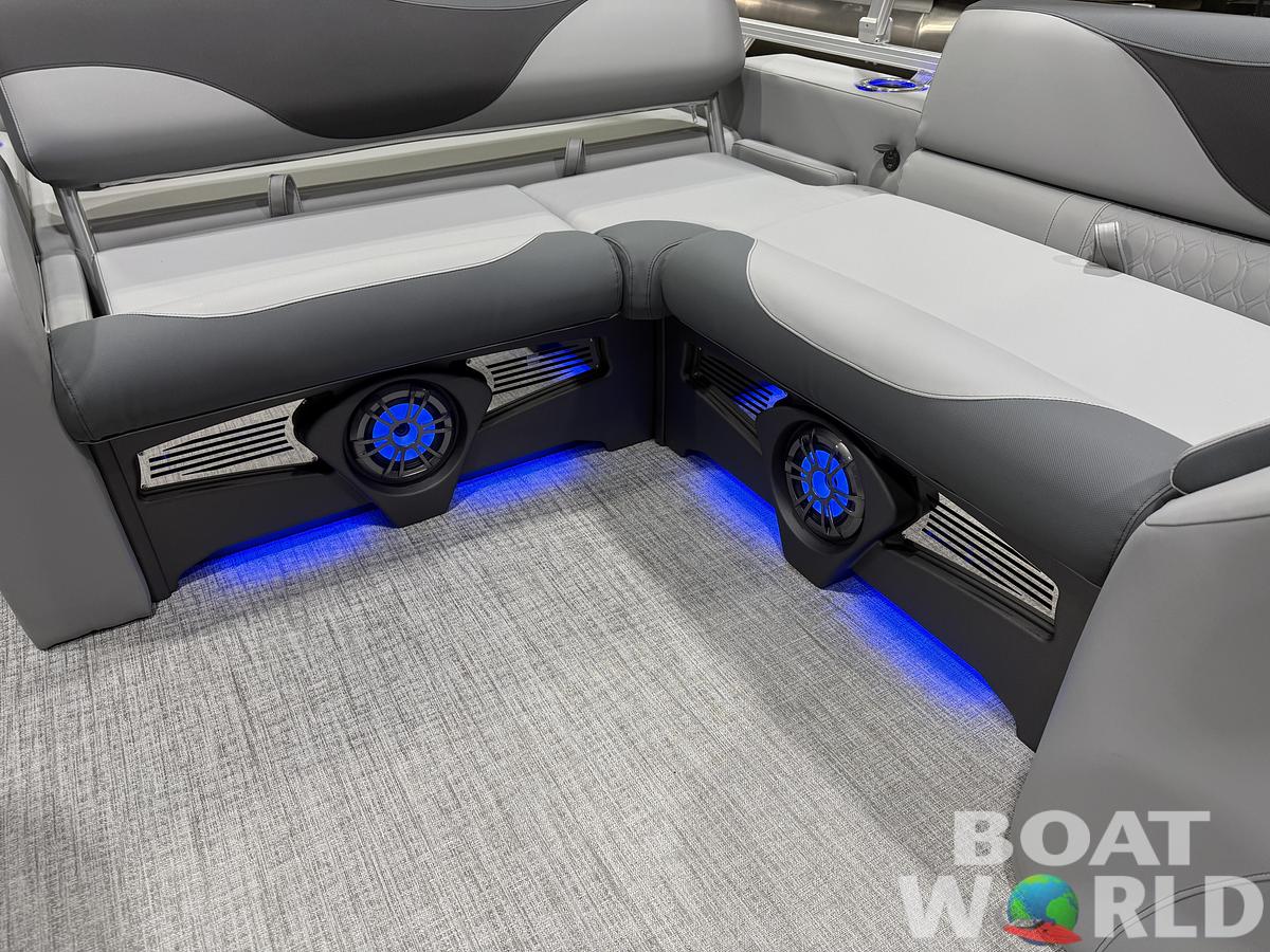 2026 Tahoe Pontoons LTZ 2385 Swingback (VRB) Tritoon 