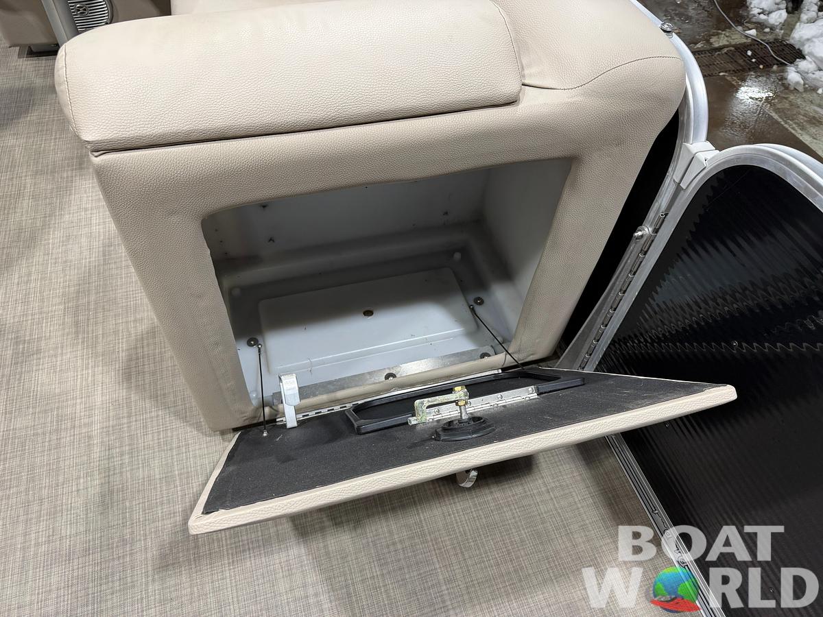 Used 2015 Palm Beach Ultra 240 Cruise & 115HP