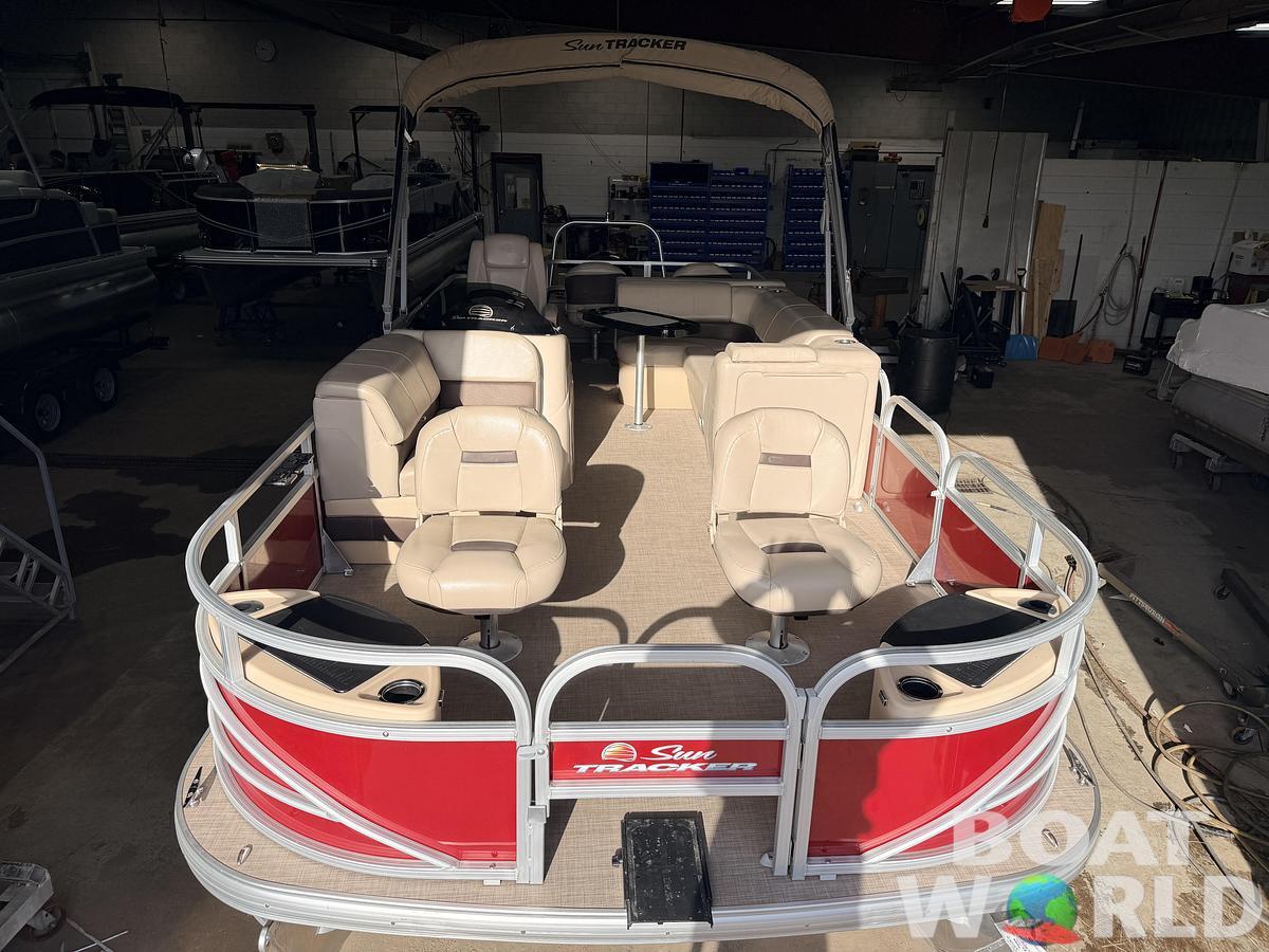 Used 2019 Sun Tracker  Fishin Barge 22 DLX XP3 Tritoon & 150HP Mercury 4Stroke - $39,995