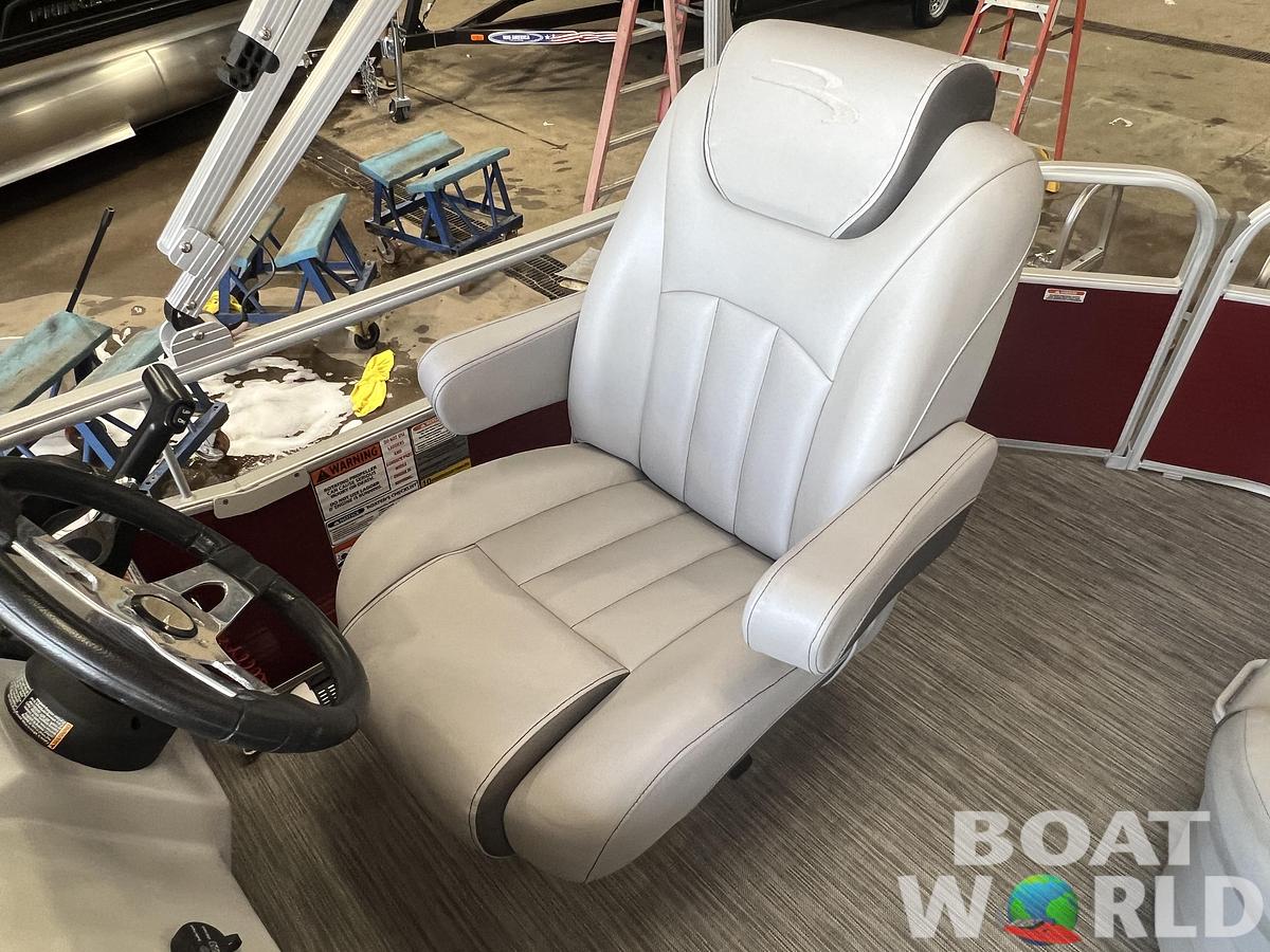 Used 2020 Bennington 20 SLV & 50HP Yamaha 4Stroke -$27,995