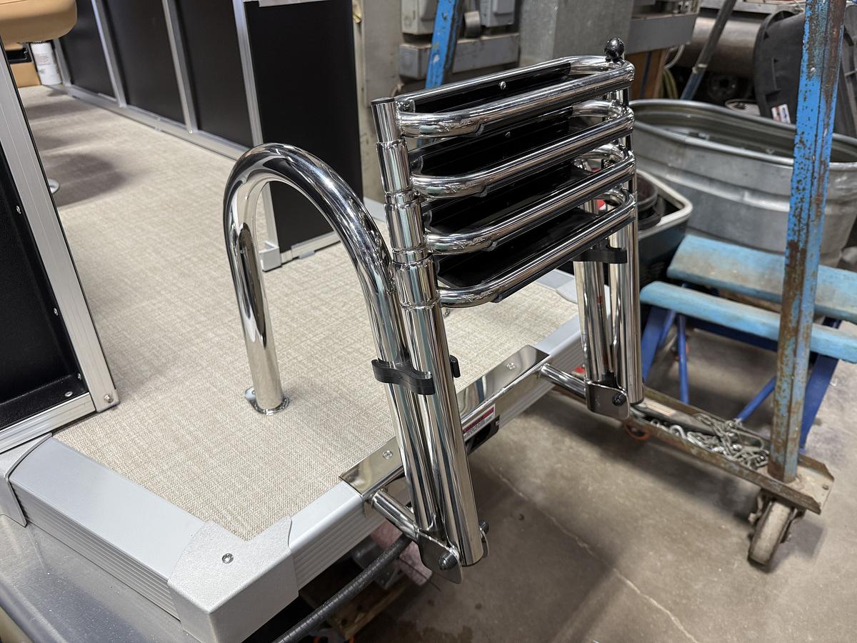 2026 Tahoe Pontoons Sport 2385 Rear Fish & Honda 4-Stroke EFI