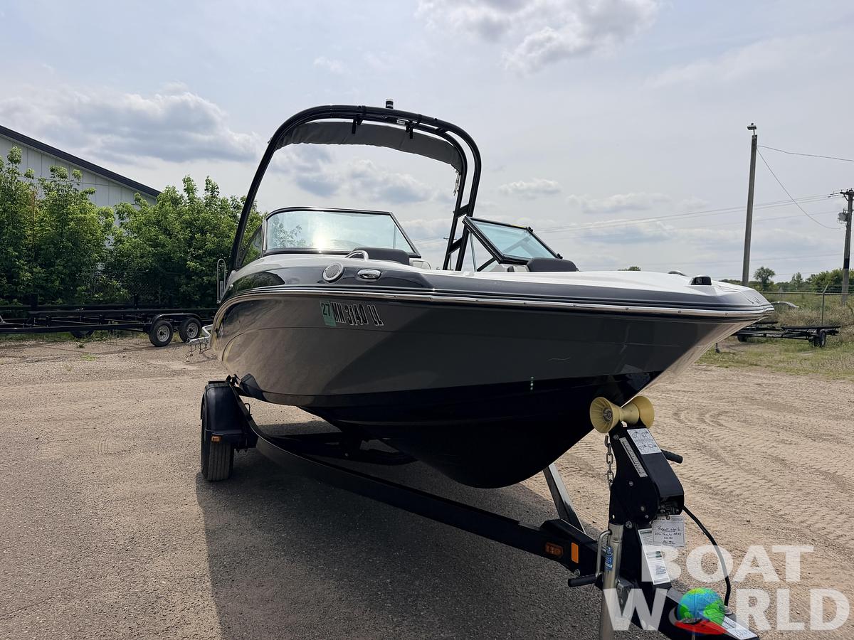 Used 2016 Yamaha AR192 Jet Boat 210HP Supercharged 1.8L & Single Axle Trailer -$29,995