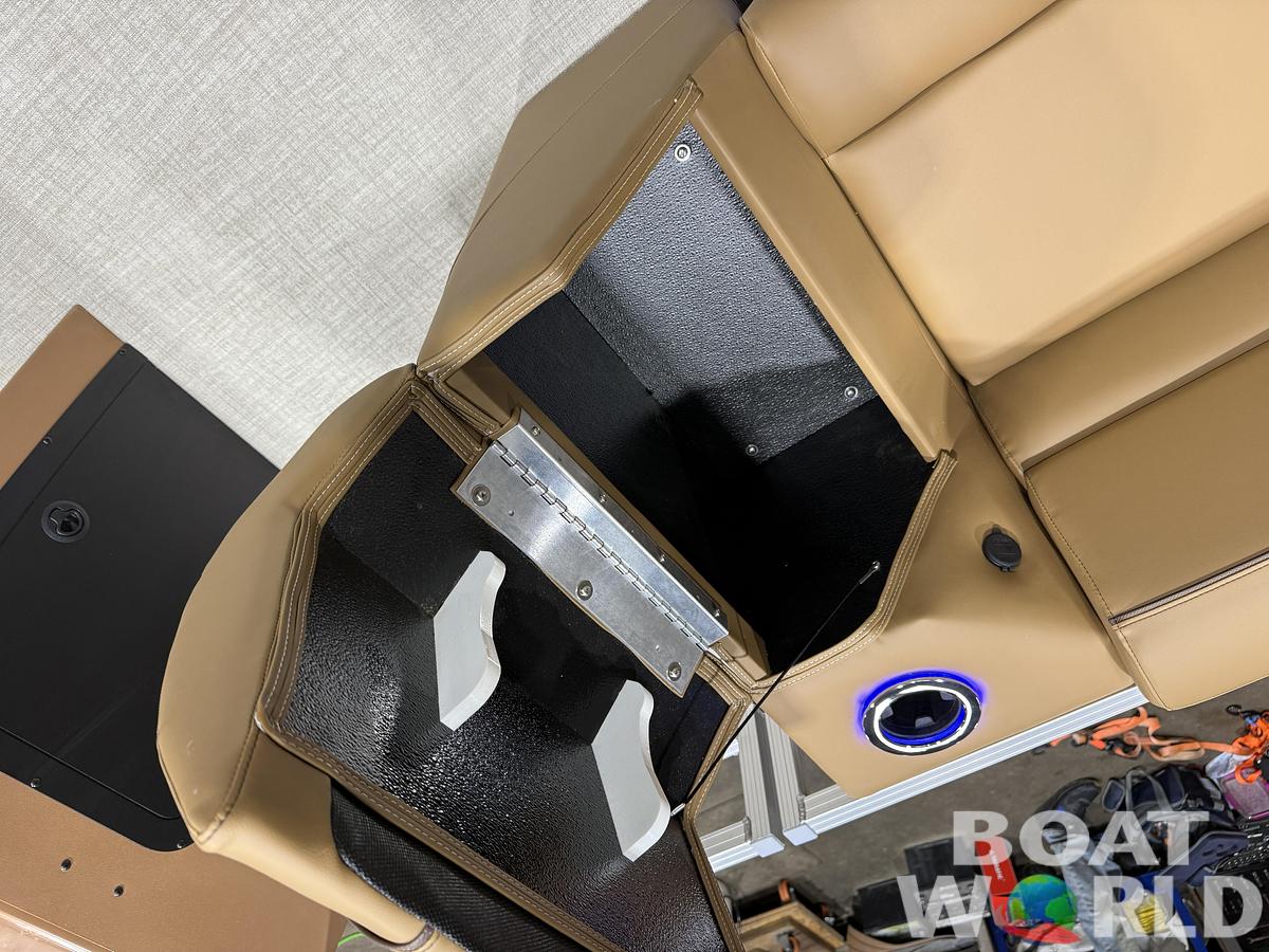 2026 Tahoe Pontoons Sport 2385 Rear Fish Tritoon 