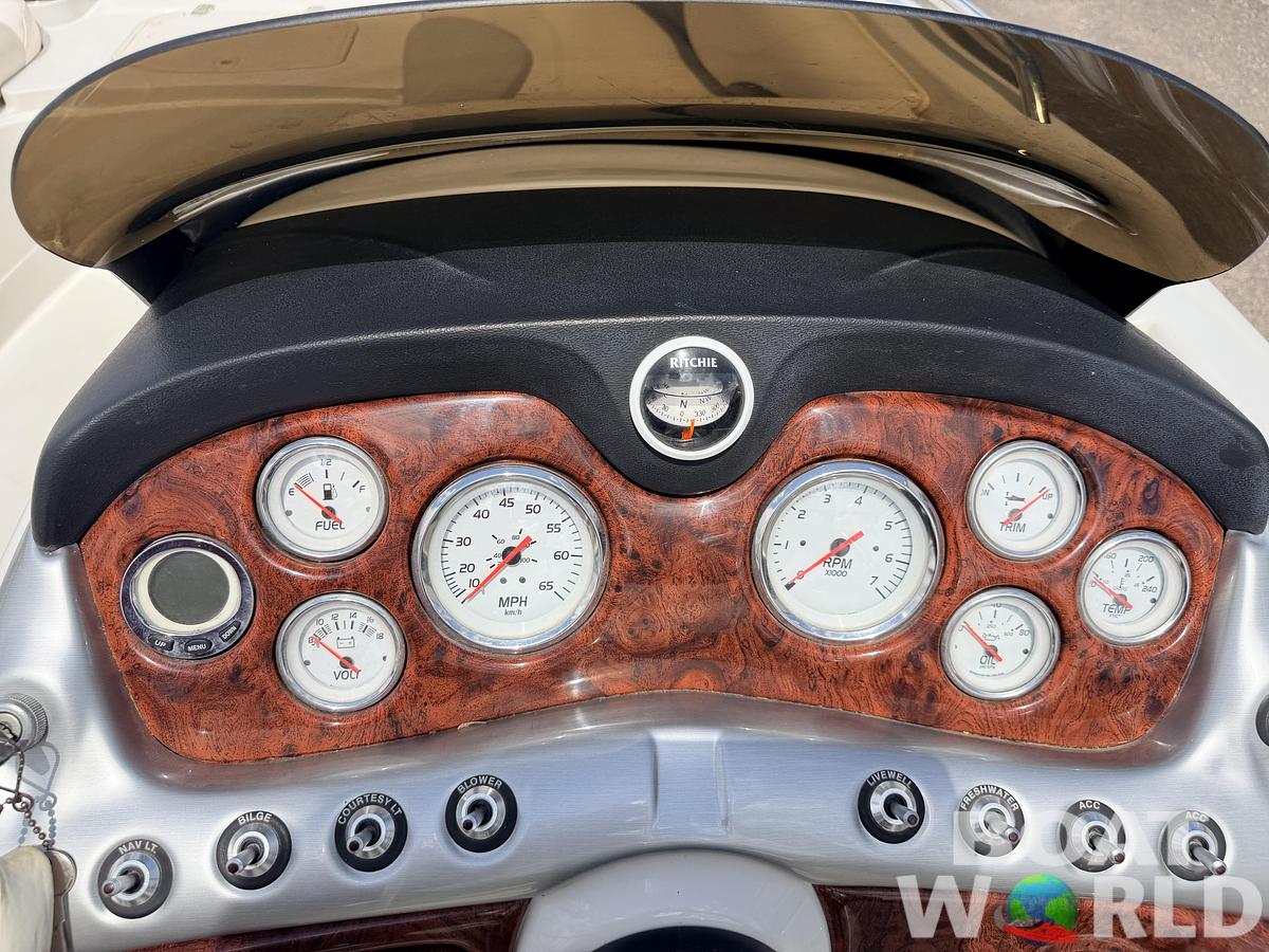 Used 2011 Tahoe 215 Xi Deck Boat & 220HP Mercruiser V8 -$17,995