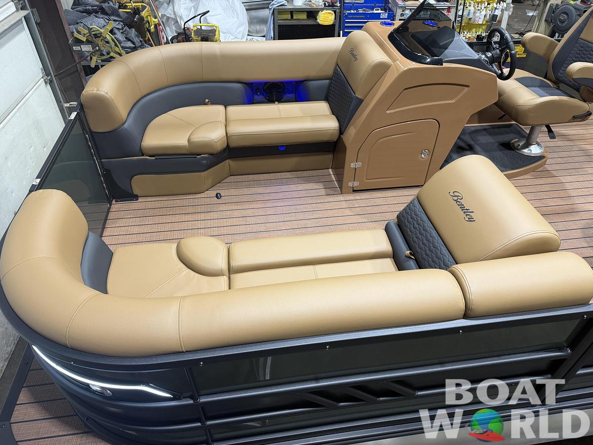 2026 Bentley Pontoons Elite 223 Swingback Tritoon & 200HP 