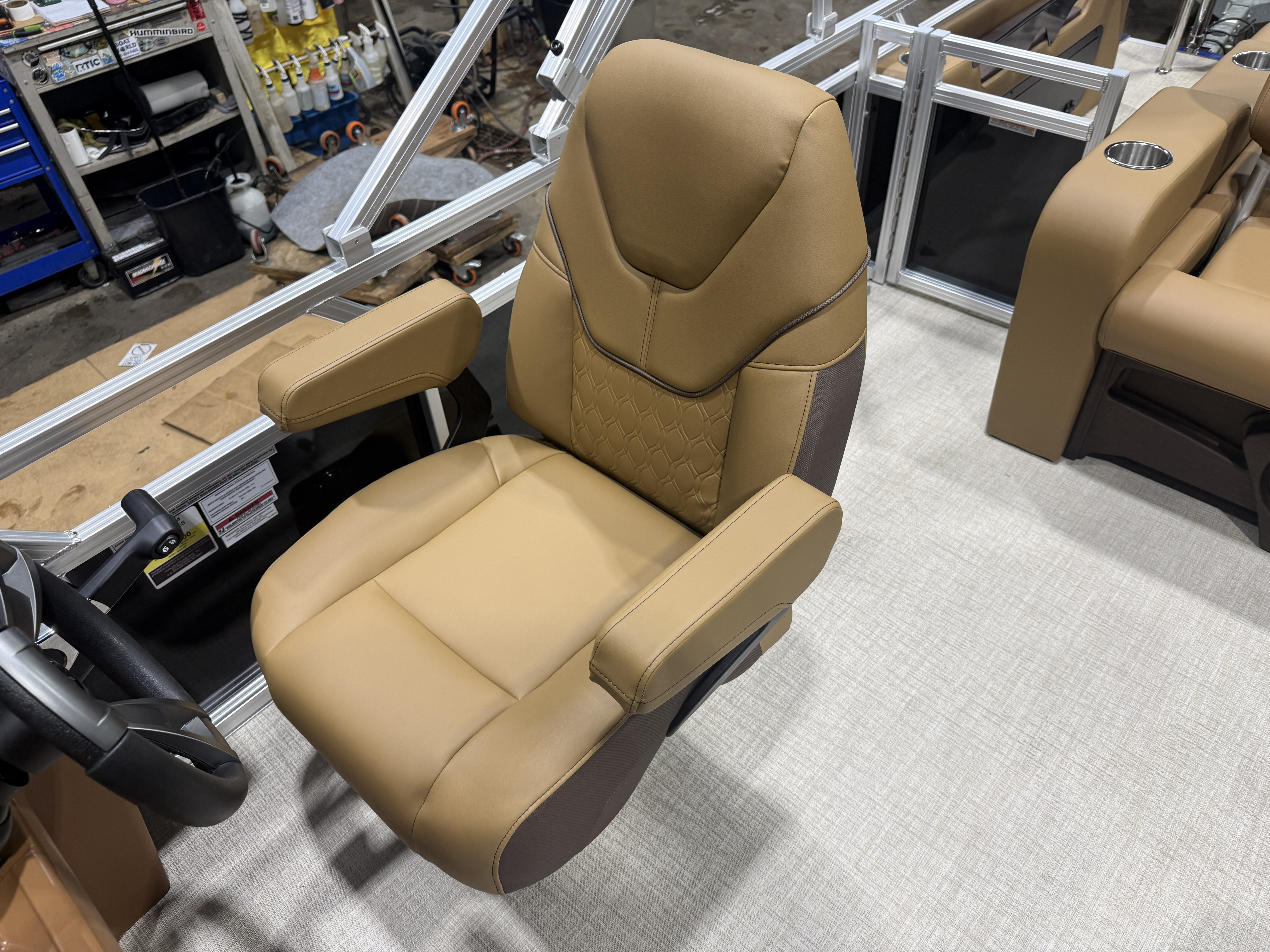 2026 Tahoe Pontoons Sport 2180 Swingback (VRB) 