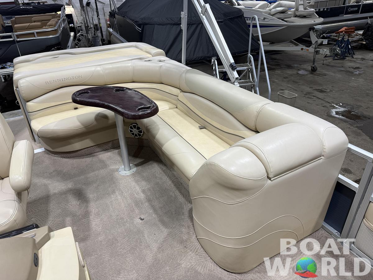 Used 2009 Bennington 2577 Cruise Pontoon