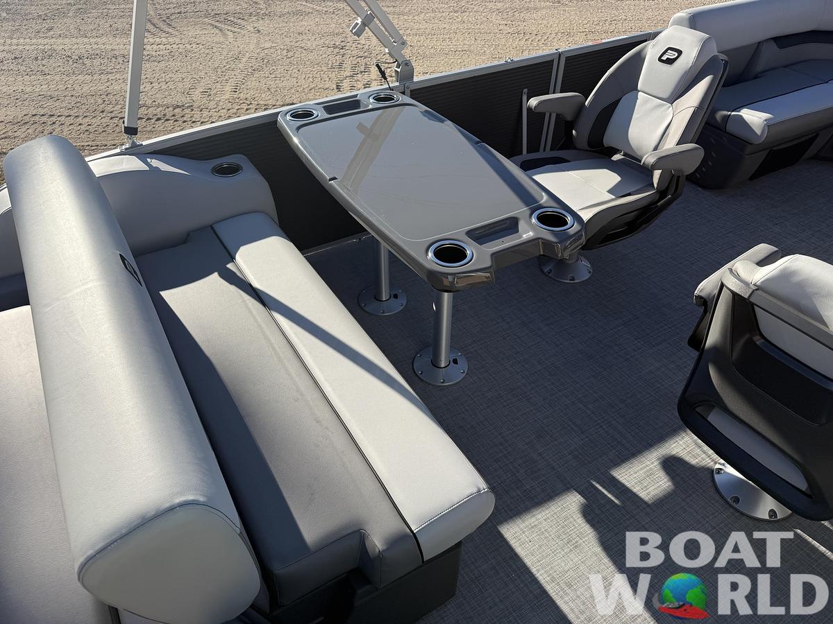 2026 Princecraft Vectra 21 RL Swingback SS Pontoon 