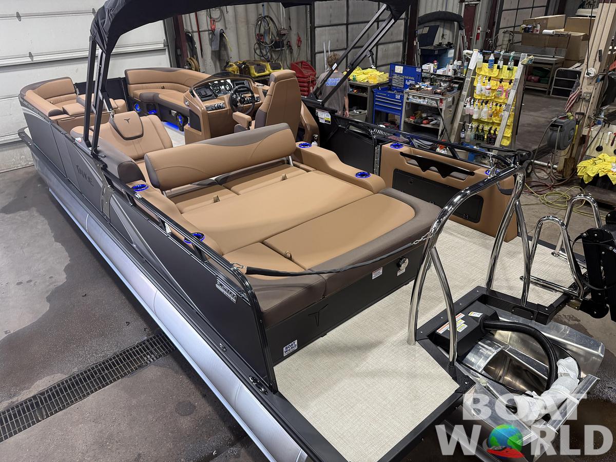 2027 Tahoe LTZ 300HP VRB 2585 Swingback Tritoon $74,995
