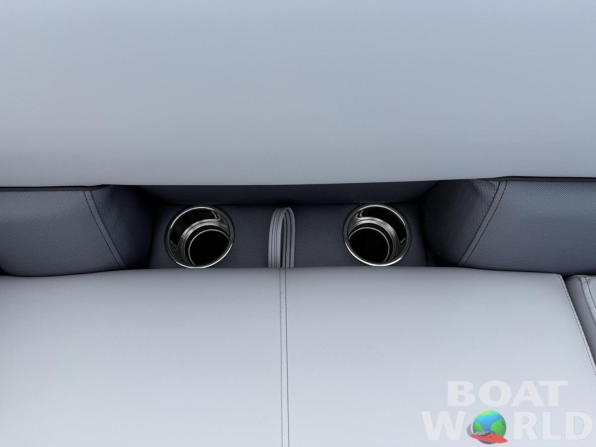 2026 Bentley Pontoons Legacy 220 Swingback 