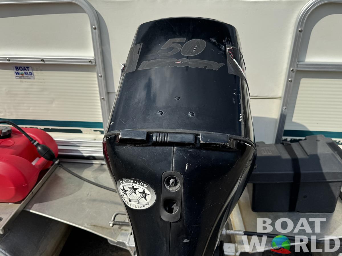 Used 1999 Lowe Suncruiser Malibu 180