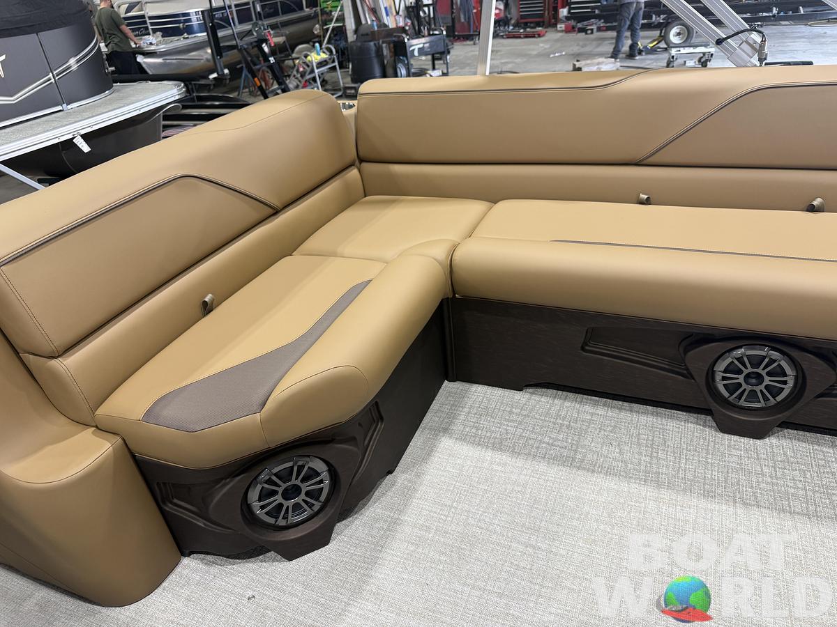 2027 Tahoe Pontoons Sport 2380 Cruise Rear Bench (CRB) $31995