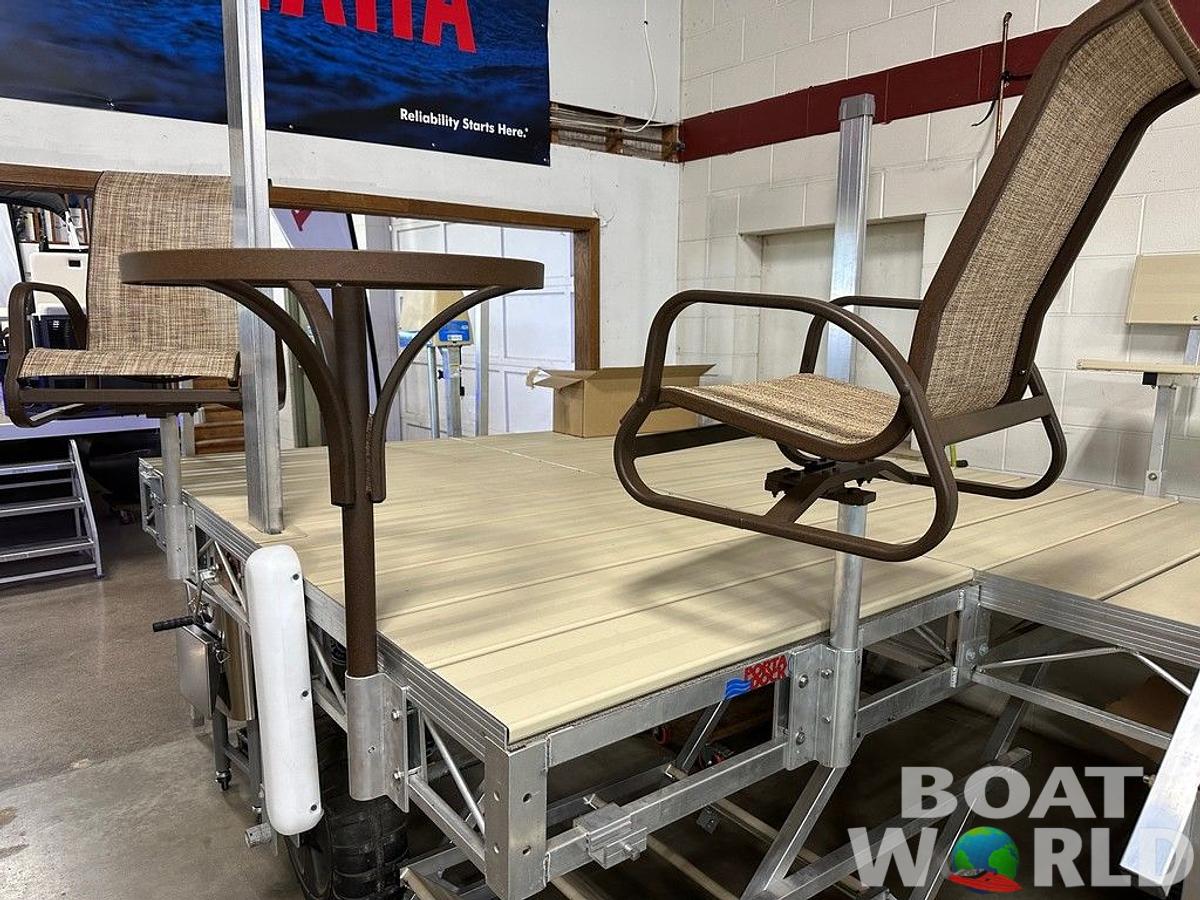 Dock Accessories Table and Chair Set