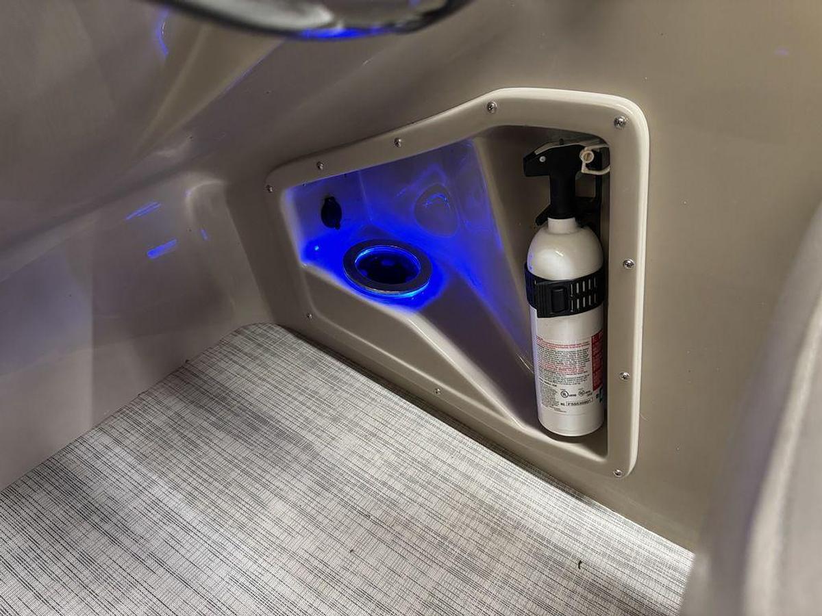 Used 2019 Tahoe Pontoons Cascade 2385 Cruise Pontoon