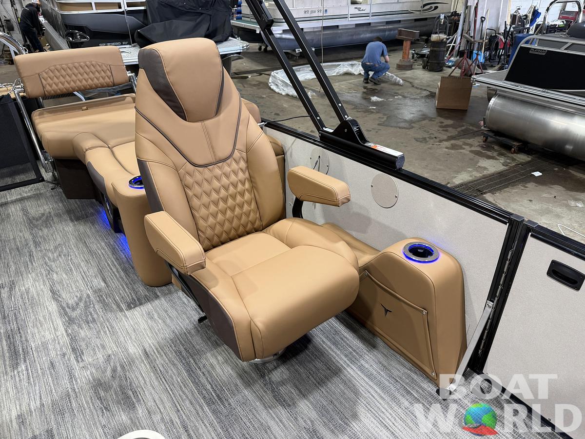 2026 Tahoe Cascade 2385 Quad Lounge Shift SS Tritoon $73995