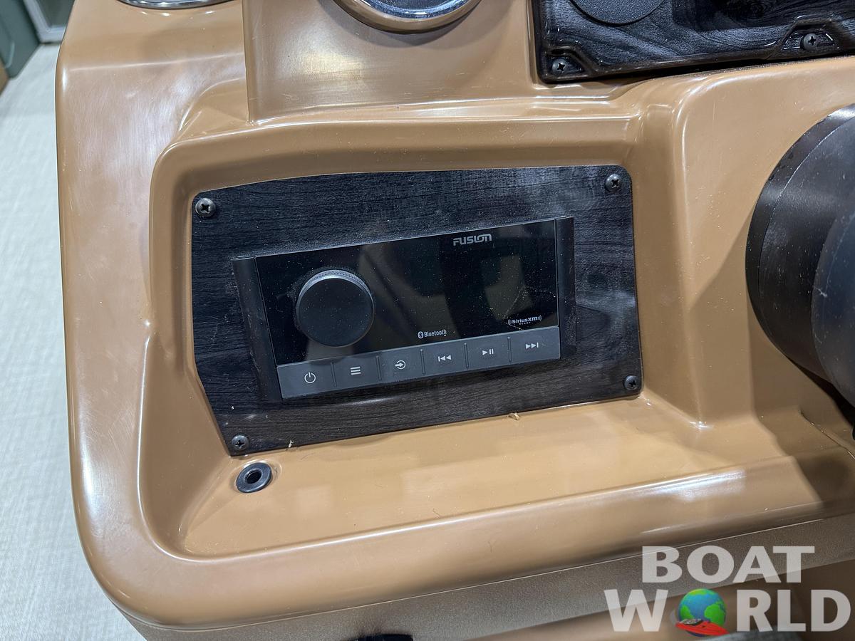 2026 Tahoe Pontoons GEOfish 2385 Rear Fish