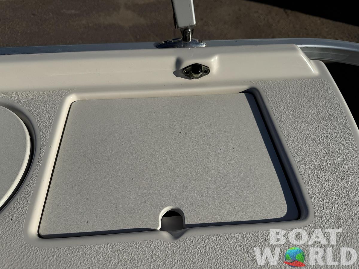 Used 2003 Premier 230 Grand Majestic Tri-toon Pontoon & 200HP Honda 4-Stroke EFI