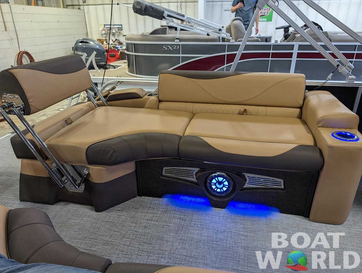 2025 Tahoe Pontoons LTZ 2385 Quad Lounge Shift Flip Tritoon & Honda 4-Stroke EFI
