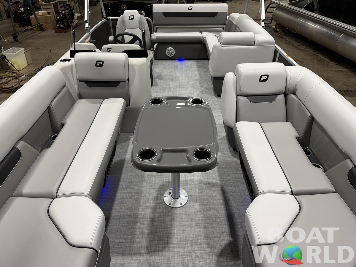 2026 Princecraft Vectra 23 RL Lounge Swingback Tritoon 