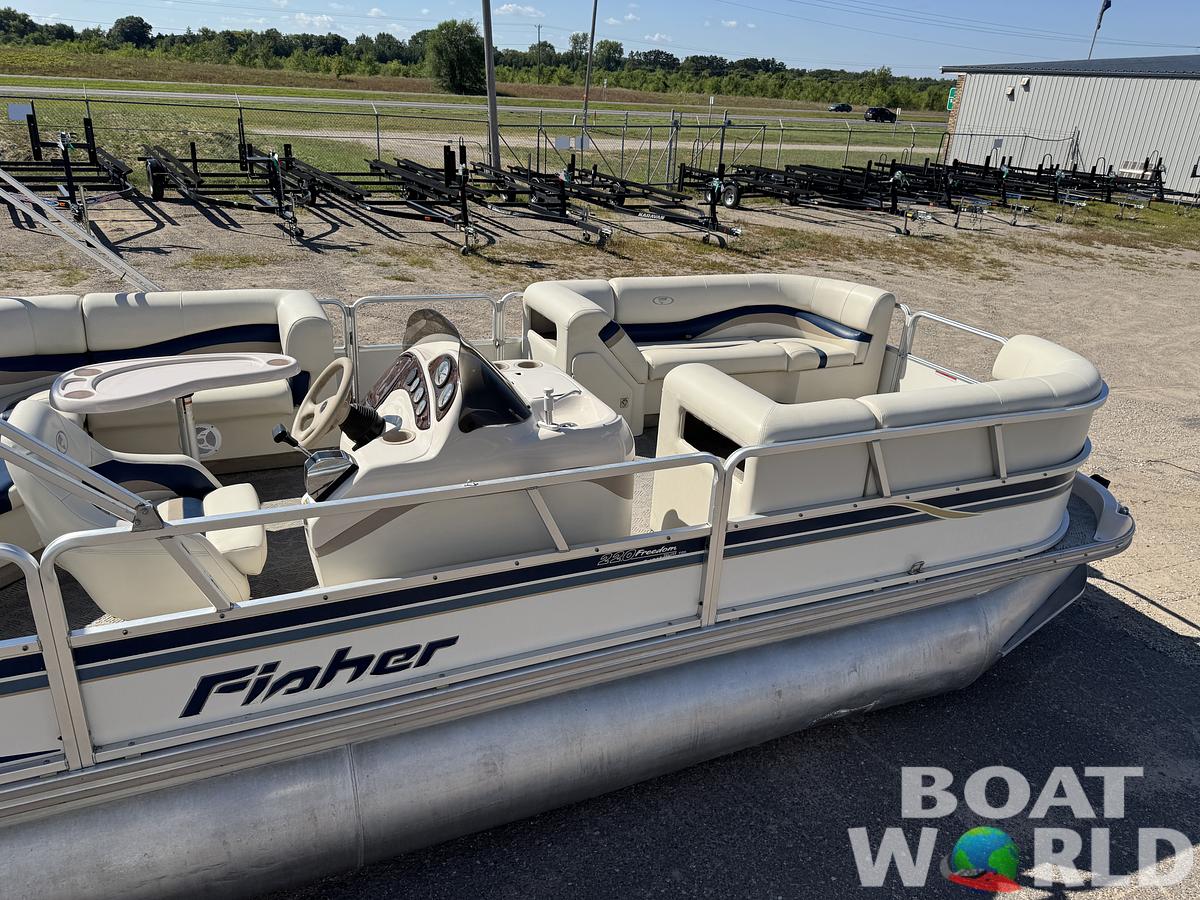 Used 2004 Fisher 220 Freedom Pontoon