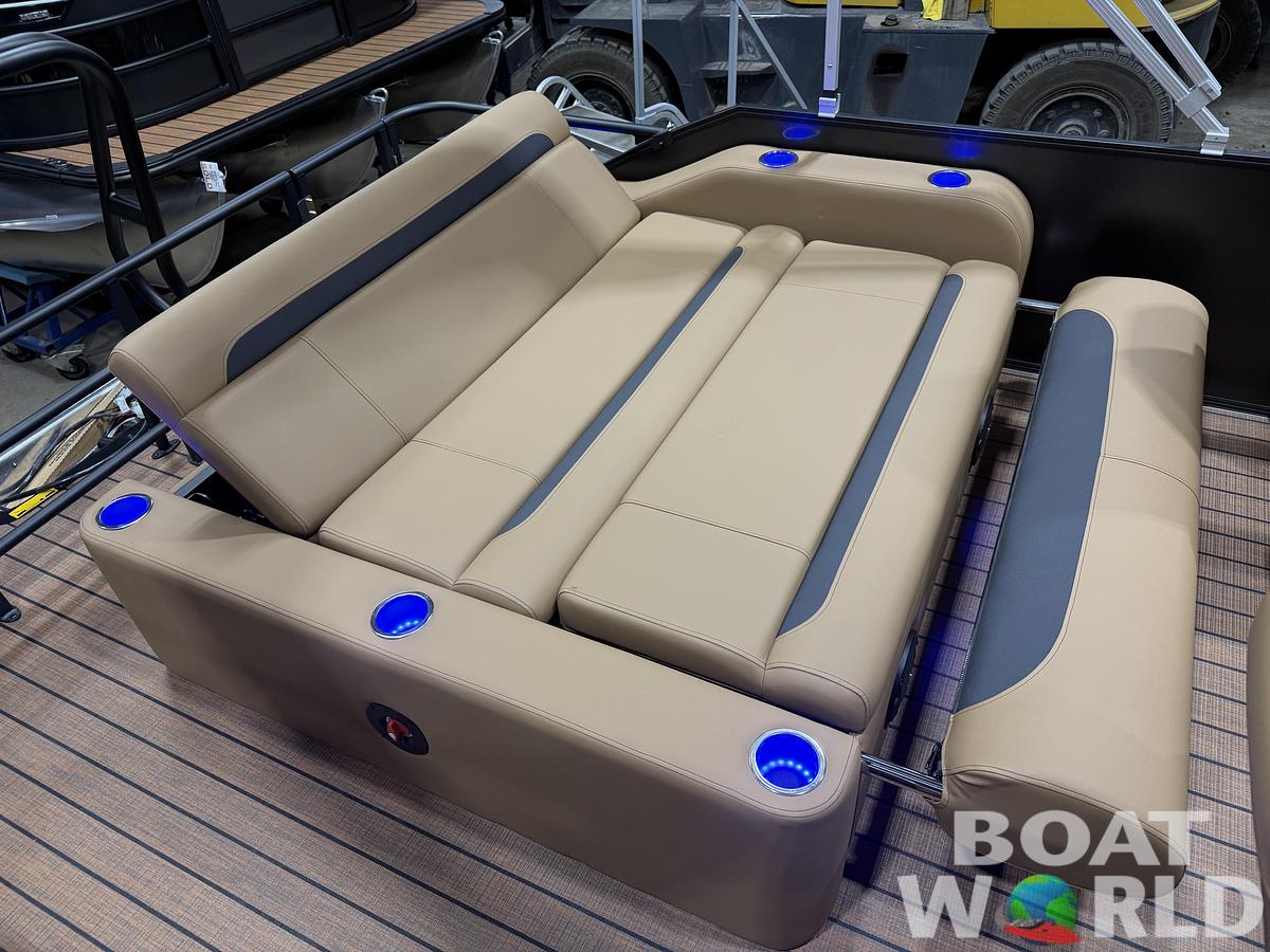 2027 Bentley Legacy 223 Swingback Tritoon $53995