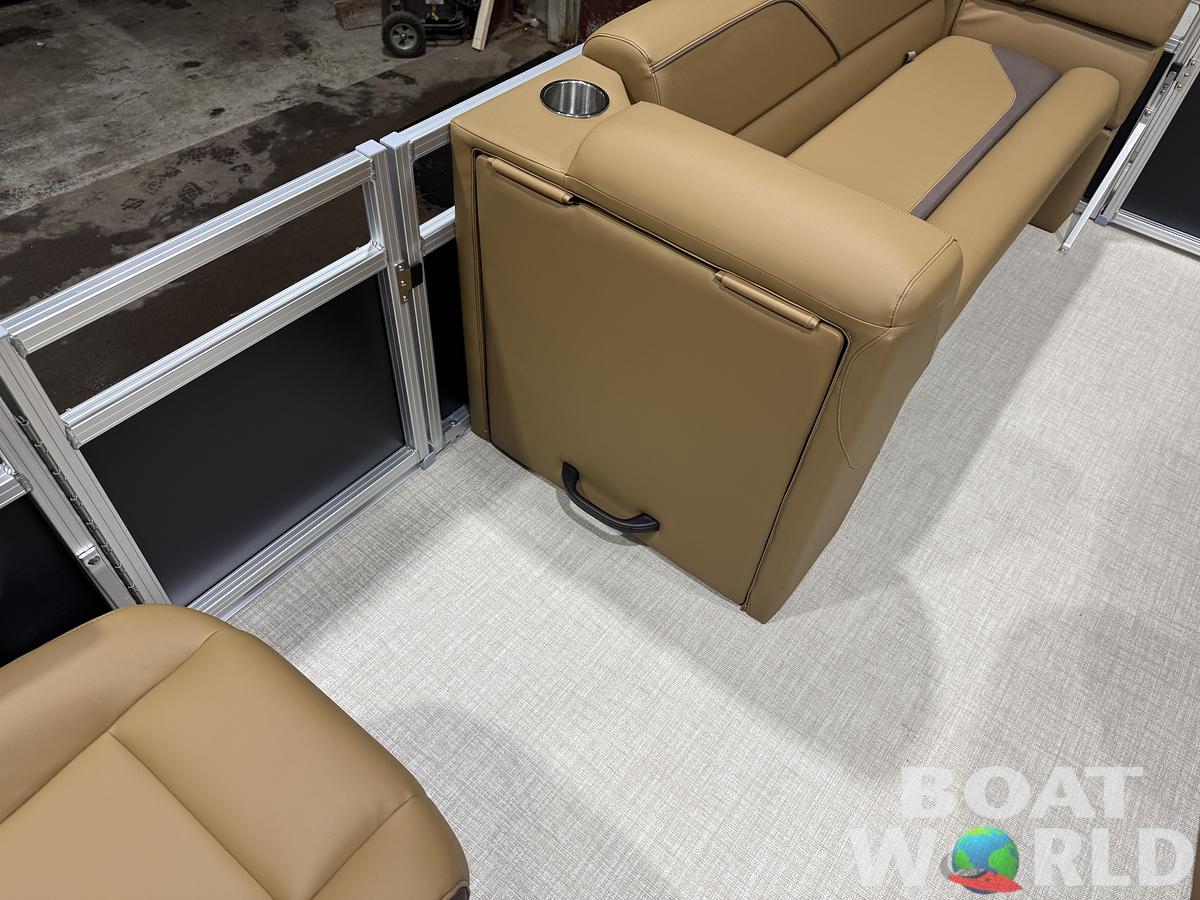 2026 Tahoe Pontoons Sport 2180 Quad Lounge