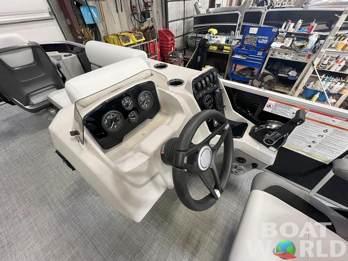 2025 Princecraft 21 Sportfisher 2-S Pontoon & Mercury 4-Stroke EFI