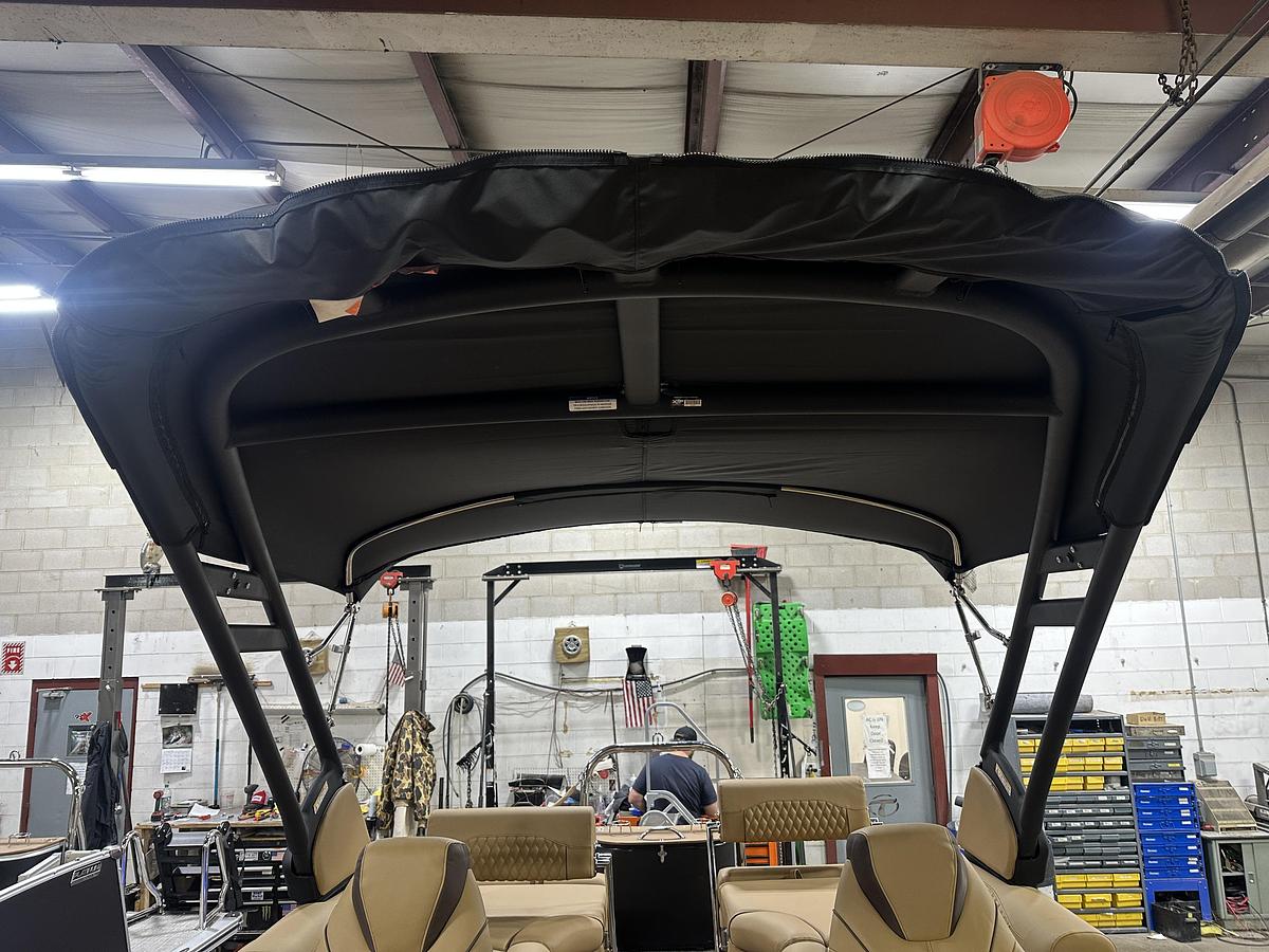 2025 Tahoe Pontoons Grand Tahoe 2585 Quad Lounge Windshield Tritoon & Mercury 400HP V10