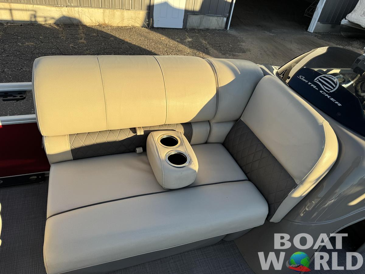 Used 2020 Sun Tracker Fishin Barge 20 DLX Pontoon